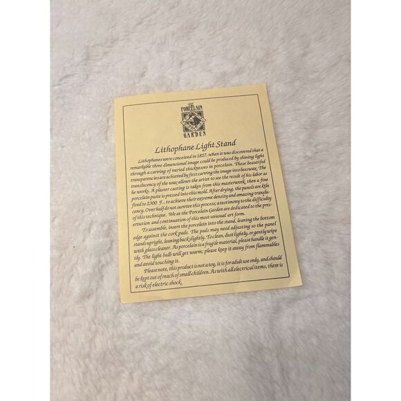 Vintage Lithophane Light Stand - Illuminated Art Piece‎ - Picture 4 of 4